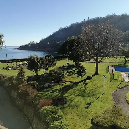Departamento En El Centro De Pucon, Hermosa Vista Al Lago !! Exterior photo